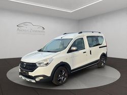 Weiß Gebraucht 2018 Dacia Dokker Stepway Van | 17.900 € (Teuer)