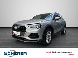 Florettsilber metallic (metallic) Gebraucht 2022 Audi Q3 Ambiente SUV | 33.880 € (Fairer Preis)