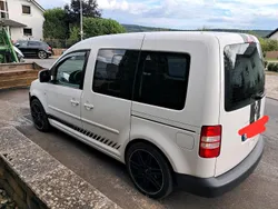 Weiß Gebraucht 2011 VW Caddy Van / Kleinbus | 4.950 € (Guter Preis)