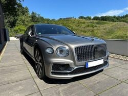 Silber Gebraucht 2021 Bentley Flying Spur Limousine | 169.990 €