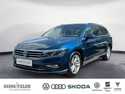 Aquamarinblau (metallic) Gebraucht 2021 VW Passat Elegance Kombi | 27.450 € (Fairer Preis)