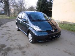 Grau Gebraucht 2009 Toyota Aygo Kleinwagen | 5.950 € (Fairer Preis)