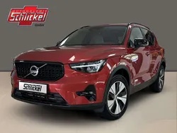 Fusion red metallic Gebraucht 2022 Volvo XC40 Plus SUV | 29.500 € (Superpreis)