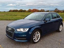 Blau Gebraucht 2014 Audi A3 Sportback Ambiente Limousine | 9.800 € (Superpreis)