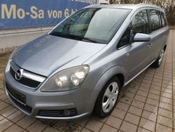 Silber Gebraucht 2008 Opel Zafira Edition Van / Kleinbus | 3.498 € (Etwas zu teuer)