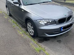 Grau Gebraucht 2011 BMW 116 Kleinwagen | 3.900 € (Guter Preis)