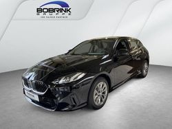 Schwarz Neu 2025 BMW 120 Kleinwagen | 33.520 € (Superpreis)