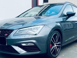 Grau Gebraucht 2018 Cupra Leon Kombi | 24.900 € (Fairer Preis)
