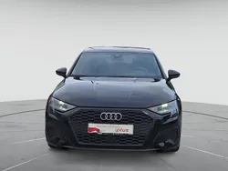 Brillantschwarz Gebraucht 2024 Audi A3 Sportback Limousine | 27.880 € (Guter Preis)