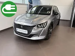 Silber Gebraucht 2021 Peugeot e-208 GT Kleinwagen | 17.490 € (Fairer Preis)