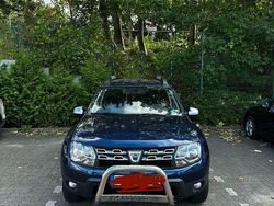 Blau Gebraucht 2017 Dacia Duster Lauréate SUV | 9.500 € (Etwas zu teuer)