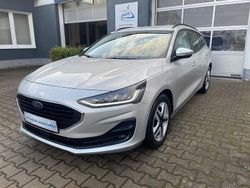 Silber Gebraucht 2022 Ford Focus Kombi | 16.999 € (Fairer Preis)