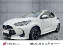 Weiß Neu 2025 Toyota Yaris Hybrid Limousine | 22.430 € (Superpreis)