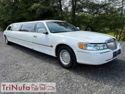 Weiß Gebraucht 2000 Lincoln Town Car Limousine | 10.800 €