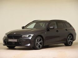 Schwarz Gebraucht 2024 BMW 320 M Sport Kombi | 40.960 € (Fairer Preis)