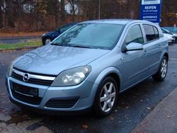Silber Gebraucht 2006 Opel Astra Edition+ Limousine | 999 € (Guter Preis)