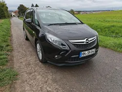 Braun Gebraucht 2015 Opel Zafira Tourer Selection Van / Kleinbus | 10.999 € (Etwas zu teuer)