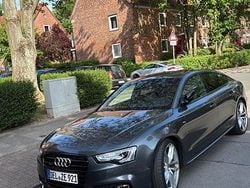 Grau Gebraucht 2015 Audi A5 S-Line Coupé | 21.000 € (Teuer)