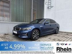 Phytonicblau metallic Gebraucht 2020 BMW 330e Luxury Line Limousine | 26.990 € (Fairer Preis)