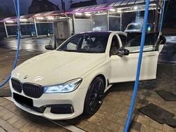 Weiß Gebraucht 2016 BMW 730 Sport Line Limousine | 22.999 € (Guter Preis)