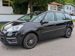 Schwarz Gebraucht 2011 Citroën Grand C4 Picasso Tendance Van / Kleinbus | 5.490 € (Etwas zu teuer)