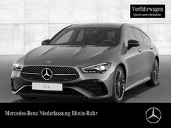 Grau Gebraucht 2024 Mercedes CLA180 AMG Limousine | 37.490 € (Fairer Preis)