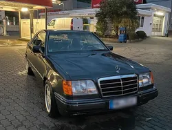 Gebraucht 1990 Mercedes E300 Coupé | 3.900 €