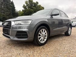 Grau Gebraucht 2015 Audi Q3 Sport SUV | 16.490 € (Fairer Preis)