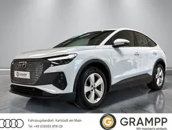 Gletscherweiß metallic Gebraucht 2023 Audi Q4 Sportback e-tron Ambiente SUV | 36.980 € (Fairer Preis)