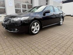 Schwarz Gebraucht 2011 Honda Accord Elegance Limousine | 7.990 € (Fairer Preis)