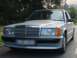 Silber Gebraucht 1989 Mercedes 190 Limousine | 30.000 €