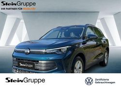 Blau Gebraucht 2024 VW Tiguan Basis SUV | 33.371 € (Etwas zu teuer)
