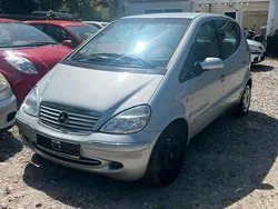 Silber Gebraucht 1998 Mercedes A170 Kleinwagen | 299 €