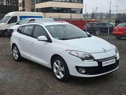 Weiß Gebraucht 2014 Renault Mégane GrandTour Initiale Paris Kombi | 4.900 € (Fairer Preis)
