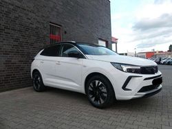 Weiß Gebraucht 2022 Opel Grandland X Ultimate SUV | 29.999 € (Teuer)