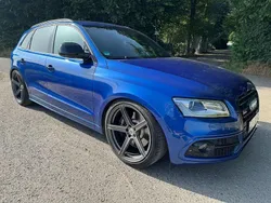 Blau Gebraucht 2015 Audi SQ5 Competition SUV | 33.333 € (Teuer)