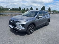 Grau Gebraucht 2022 Mitsubishi Eclipse Cross Basis SUV | 20.500 € (Superpreis)