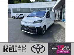 Icy white Gebraucht 2024 Toyota Proace Van | 28.960 € (Fairer Preis)