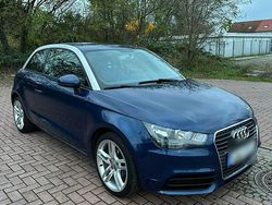 Blau Gebraucht 2011 Audi A1 S-Line Kleinwagen | 7.850 € (Guter Preis)