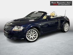 Blau Gebraucht 2006 Audi TT Roadster Performance Cabrio | 23.950 €