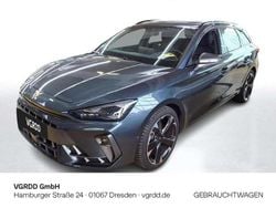 Magnetic grau metallic Gebraucht 2025 Cupra Leon Kombi | 31.490 € (Fairer Preis)