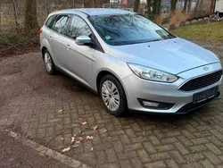 Silber Gebraucht 2017 Ford Focus Business Edition Kombi | 6.900 € (Guter Preis)
