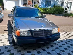 Grau Gebraucht 1994 Mercedes C180 Limousine | 2.000 €