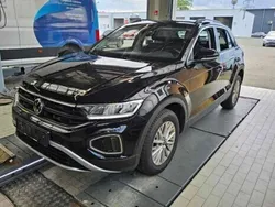 Gebraucht 2022 VW T-Roc Life SUV | 20.330 € (Fairer Preis)