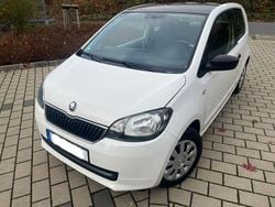 Weiß Gebraucht 2016 Skoda Citigo Kleinwagen | 7.900 € (Fairer Preis)