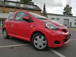 Fire red Gebraucht 2009 Toyota Aygo Cool Kleinwagen | 1.795 € (Fairer Preis)