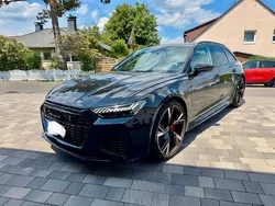 Mythosschwarz metallic Gebraucht 2021 Audi RS6 Sport Kombi | 89.600 € (Fairer Preis)