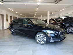 Onyxschwarz metallic Neu 2024 Skoda Superb Selection Kombi | 39.990 € (Guter Preis)