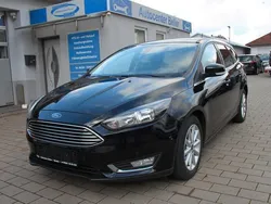 Schwarz Gebraucht 2016 Ford Focus Titanium Kombi | 11.999 € (Fairer Preis)