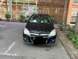 Schwarz Gebraucht 2009 Opel Astra Kombi | 2.599 € (Fairer Preis)